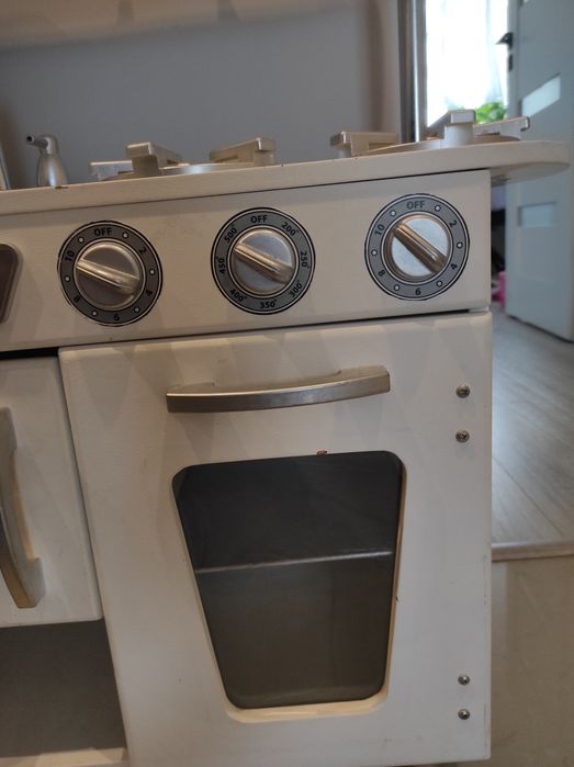 Kuchnia drewniana dla dzieci