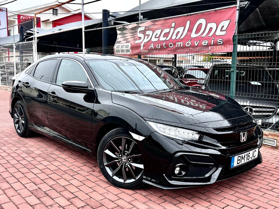 Honda Civic 1.0 i-VTEC Turbo CVT Dynamic Limited Edition