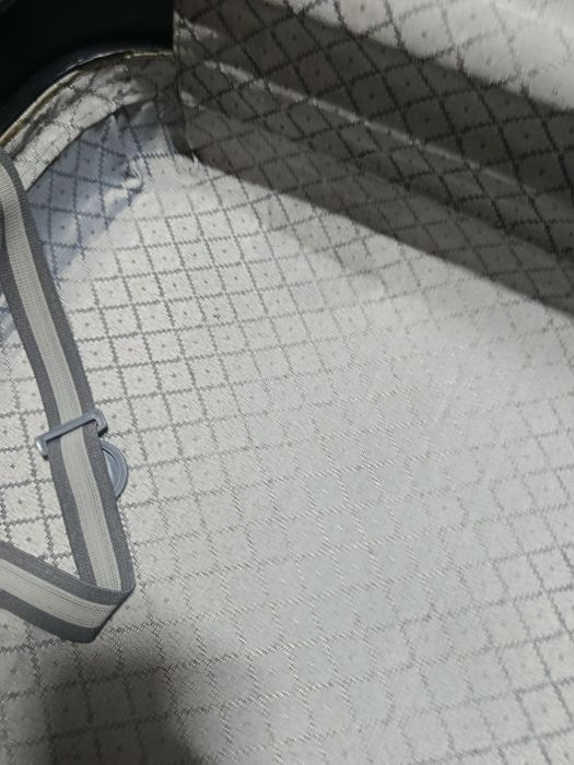 Валіза маленька  без колес, бу