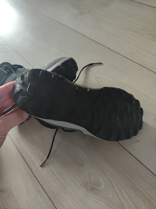 Buty chłopięce r. 37 i 1/3