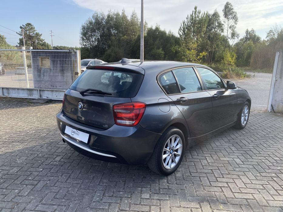 BMW 118d Line Urban - Estofos em Pele - Nacional