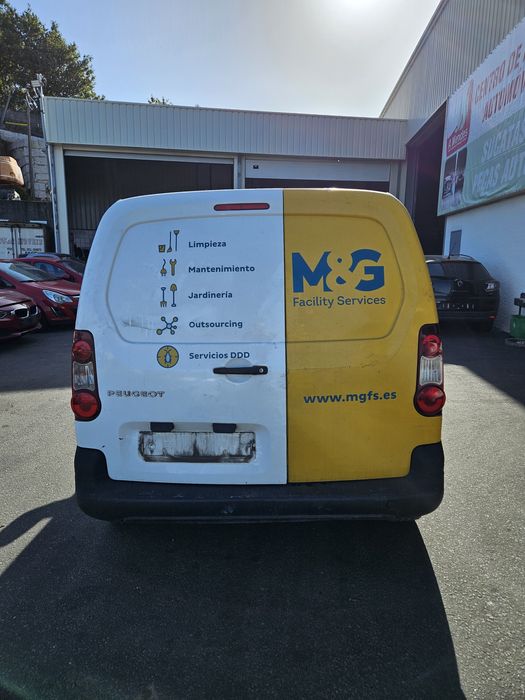 Peugeot Partner 1.6 HDi de 2013 para peças