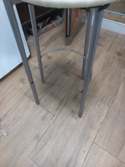 Продам барный стул