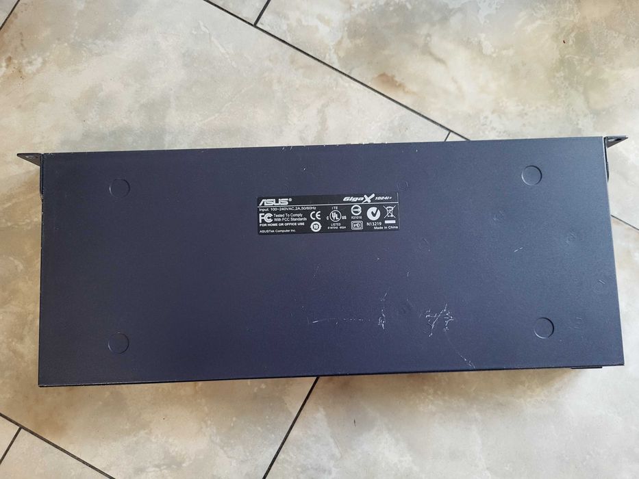 Switch ASUS Giga X 1024i+