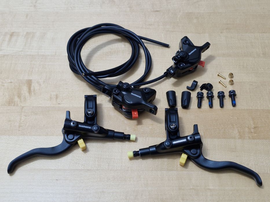 Travões Shimano BL-M4100/BR-MT410 novos a estrear