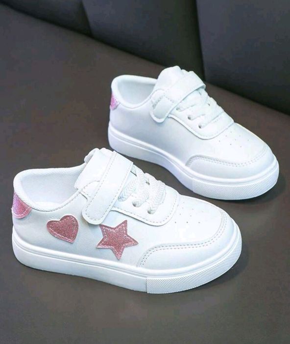 Nowe !Adidaski białe na rzepkę rozmiar 28