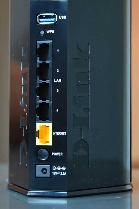 Dlink DIR 868L роутер, маршрутизатор, хороший стан!