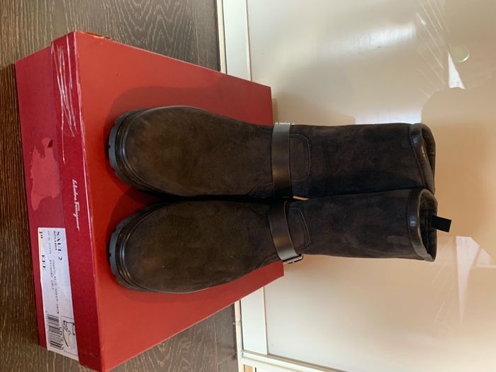 -65% Сапоги зимние Salvatore Ferragamo, замша/нубук/мех, р.44, новые