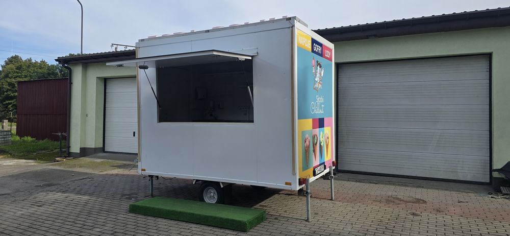 Przyczepa gastronomiczna EPiNO