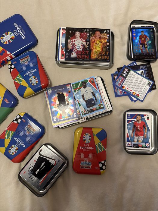 Cartas Match Attax e Turbo Attax para desocupar
