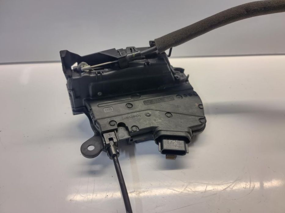 Fechadura porta traseira direita  Renault Clio 4 IV  (BH) (KH) 2017