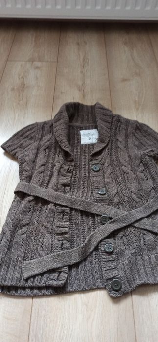 Zestaw kamizelek dla dziewczynki w r. 140-146