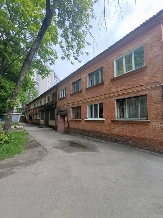 Продам кімнату в районі Круга