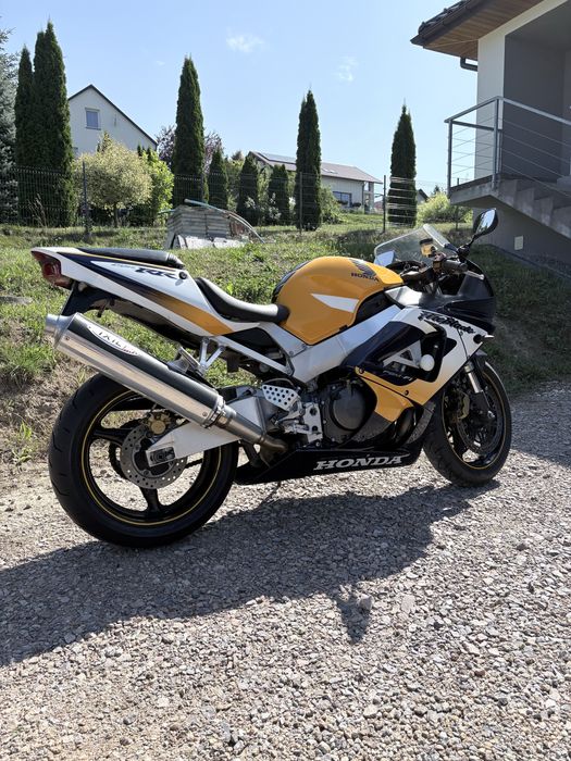 Honda CBR 929  bezwypadkowa nie r6 RR