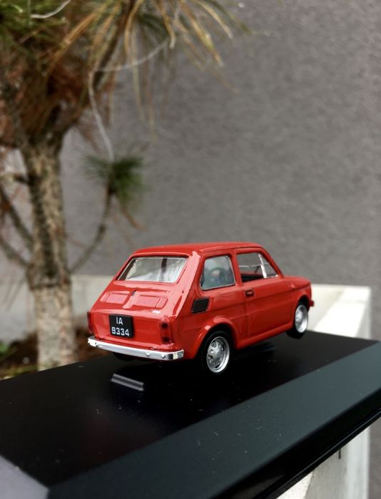FIAT 126P-auta PRL,model,autka,kolekcja,gablotka