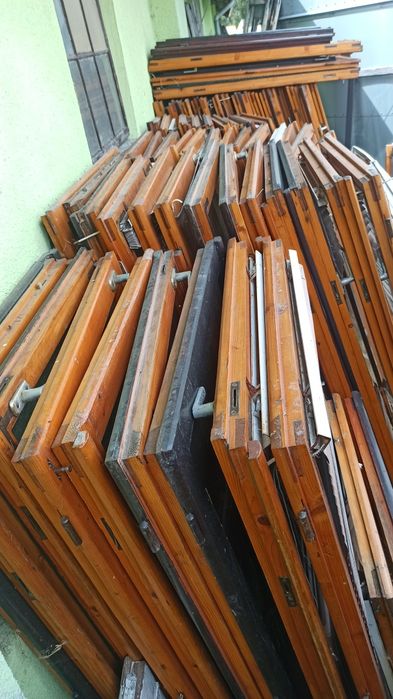 Okna drewniane okno drzwi