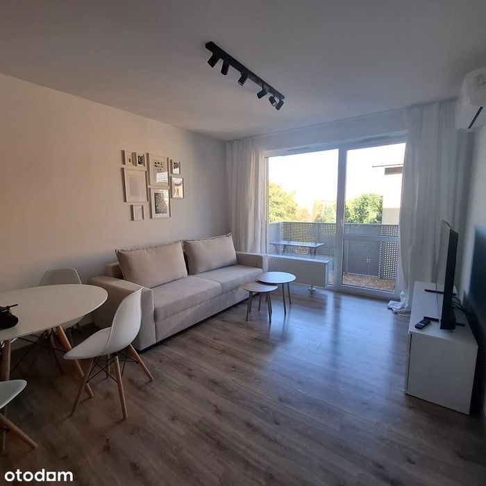 Wynajmę dwupokojowe mieszkanie 45 m² z klimatyzacją,balkonem i garażem