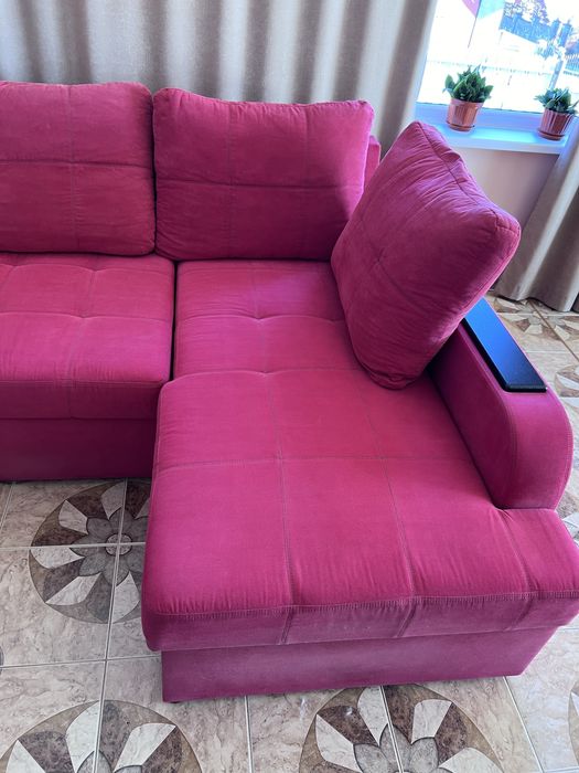 Великий розкладний диван