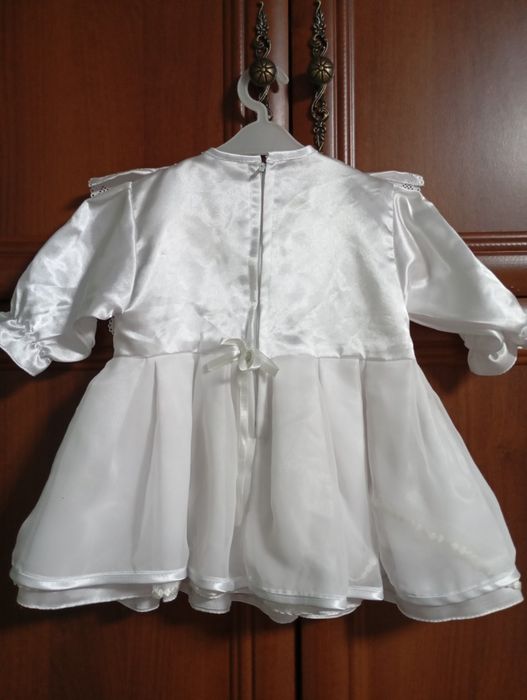 Красиве платечко на христини на  свято празник