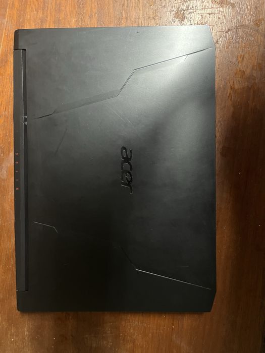 Acer nitro 5 com 1 ano de uso