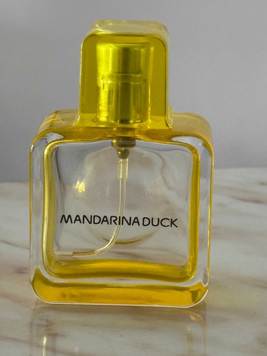 Flakony po perfumach damskich
