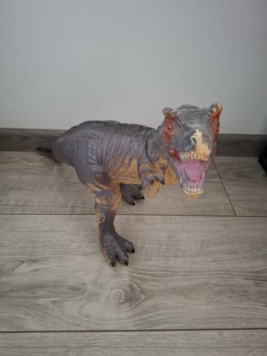 Dinozaur duży gumowy Smyk