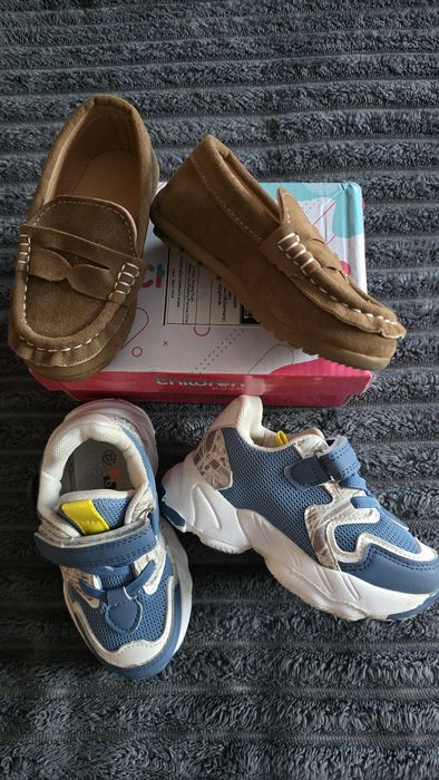 Нові лофери на хлопчика та кросівки
