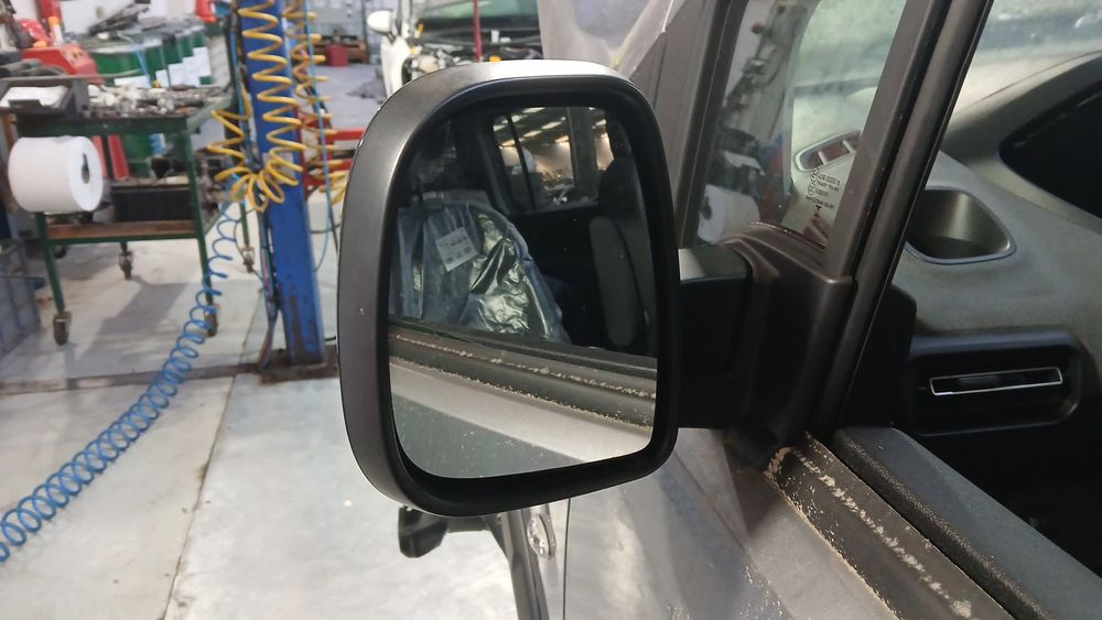 Retrovisor / espelho esquerdo PEUGEOT Rifter