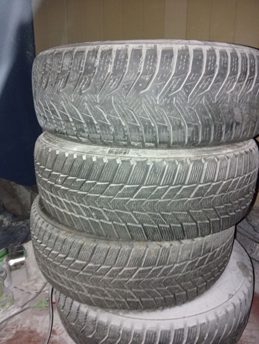 Продам зимнюю резину r15