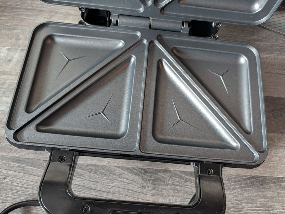 Opiekacz ,toster Bestron