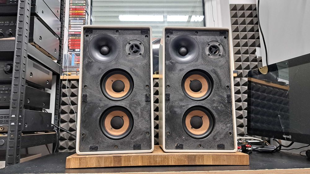 Monitory Saba box 50K