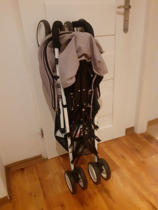Wózek typu parasolka