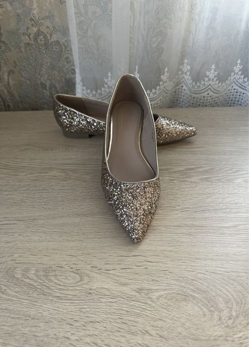 Блискучі шкіряні балетки, балетки зі стразами