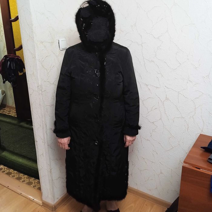 Продам пальто демісезонне жіноче