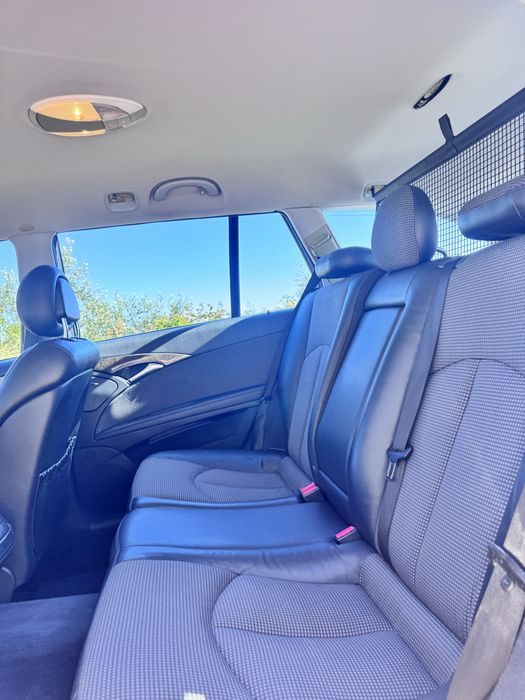 Mercedes-Benz E 220 — fotografia 4