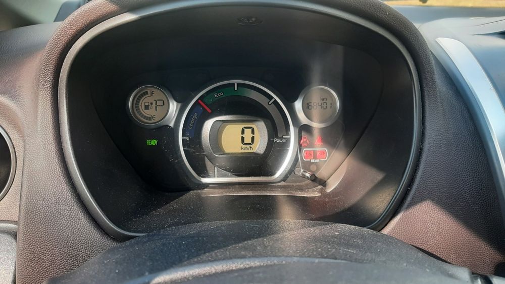 Mitsubishi i-miev 2012