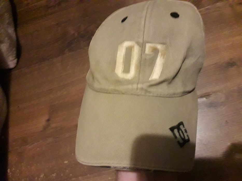 czapka z daszkiem  DC