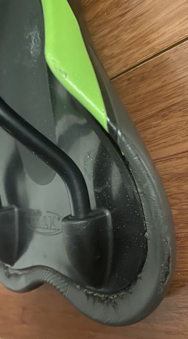 Siodełko Selle Italia X1 CROSS czarno-zielone