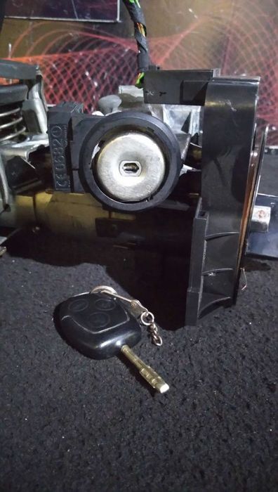 Canhão De Ignição Com Chave Ford Fiesta V (Jh_, Jd_)