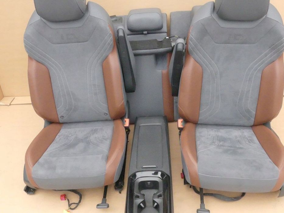 dw id 4 fotele alcantara skóra