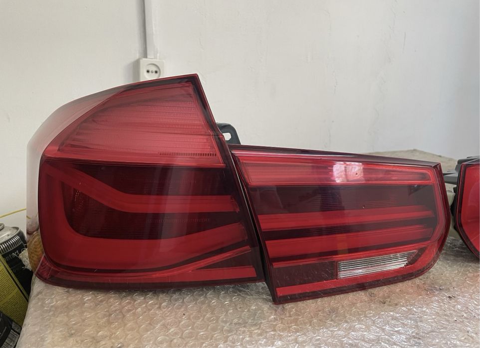 Продам оригінал задні ліхтарі led lci Європа F30