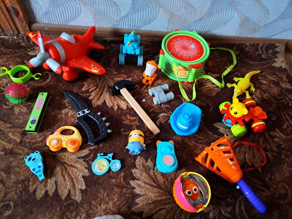 Іграшки для дитини