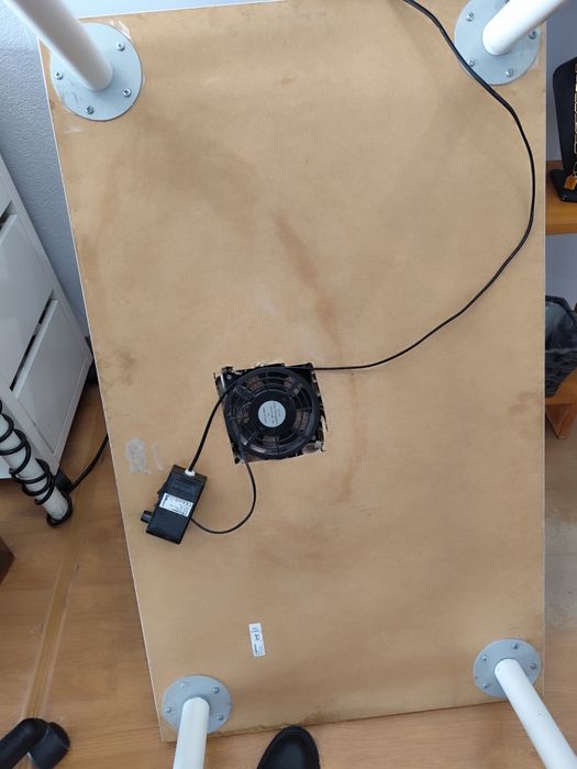 Mesa com aspiração