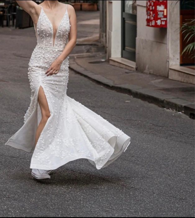 Suknia ślubna z trenem