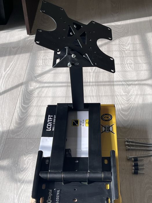 Кріплення поворотне для телевізора