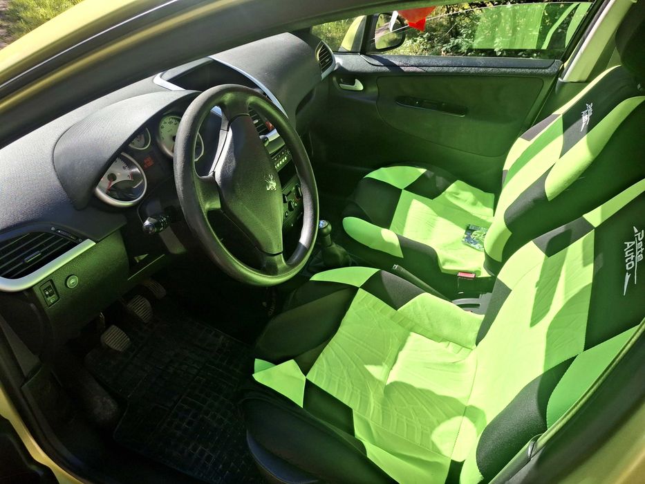 Peugeot  207 + GAZ