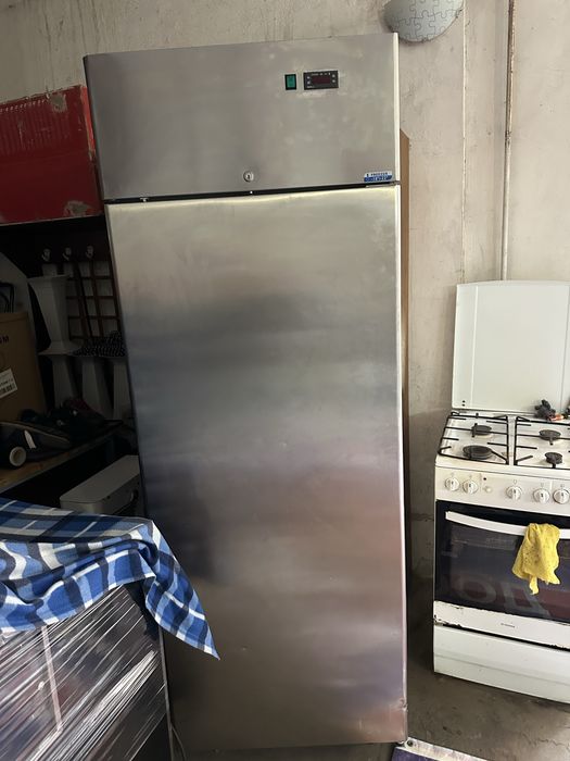 Морозильна шафа Frizer виробник Іtalia