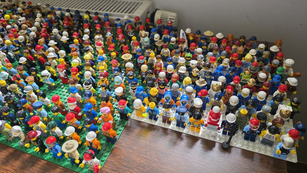 Minifigurki Lego city po 5 zł szt