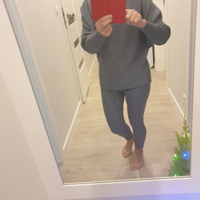Dres dwuczęściowy nowy M/L