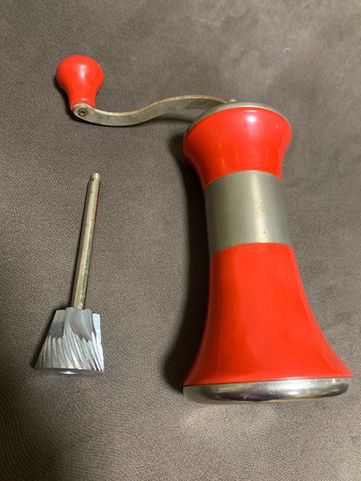 Ретро ручная мельница СССР . жернова мельнице: 490 грн. - Посуд ...